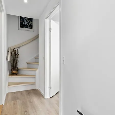 Amazing In With Wifi Apartment